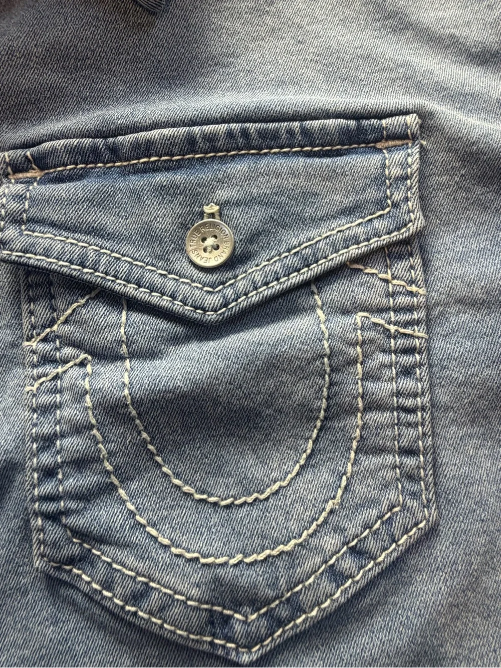 True Religion Men’s Medium Blue Denim Shirt Horseshoe Back